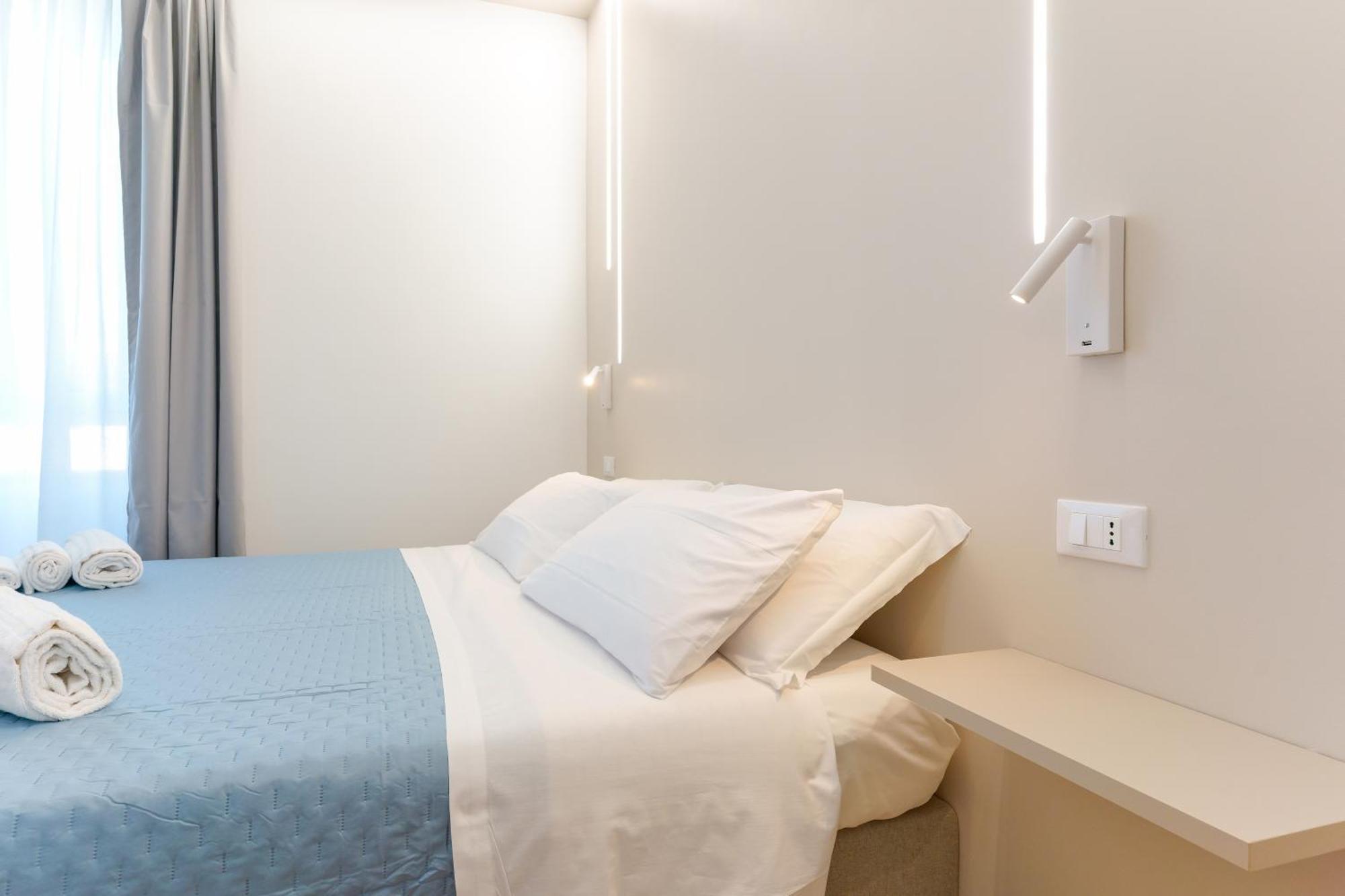 Aqua Comfort Rooms - Eja Sardinia 칼리아리 외부 사진